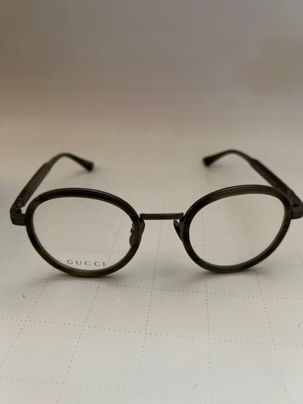Gucci Titanium Round Eyeglasses in Black